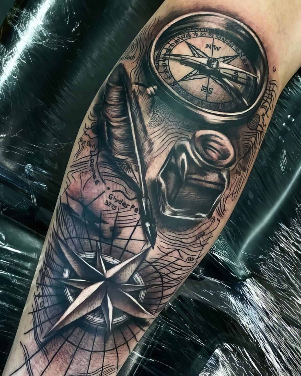 The Top 22 Feather Tattoo Designs For Men
