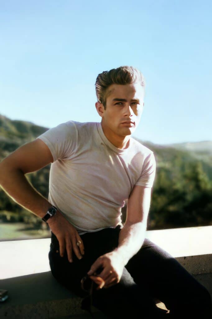 The Ultimate Guide to Timeless Men's Style: How to Achieve Effortless and Classic Fashion Looks 8 James Dean wearing a white tshirt and jeans