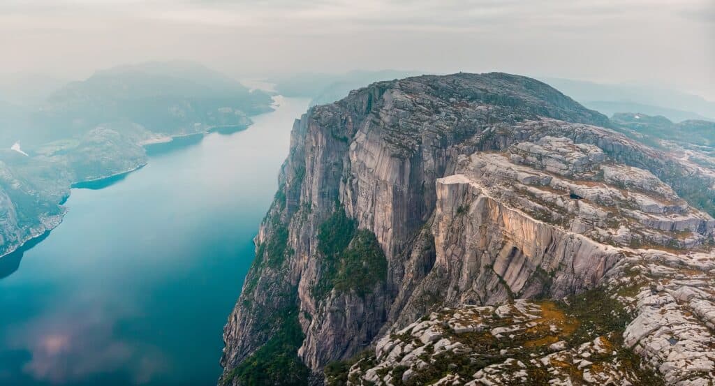 Travel Destinations for Lovers of the Great Outdoors 5 Prekestolen