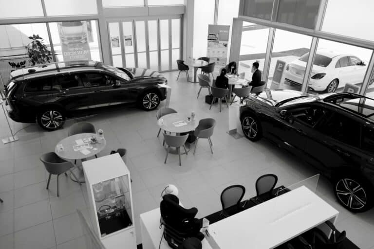 car dealership finance department