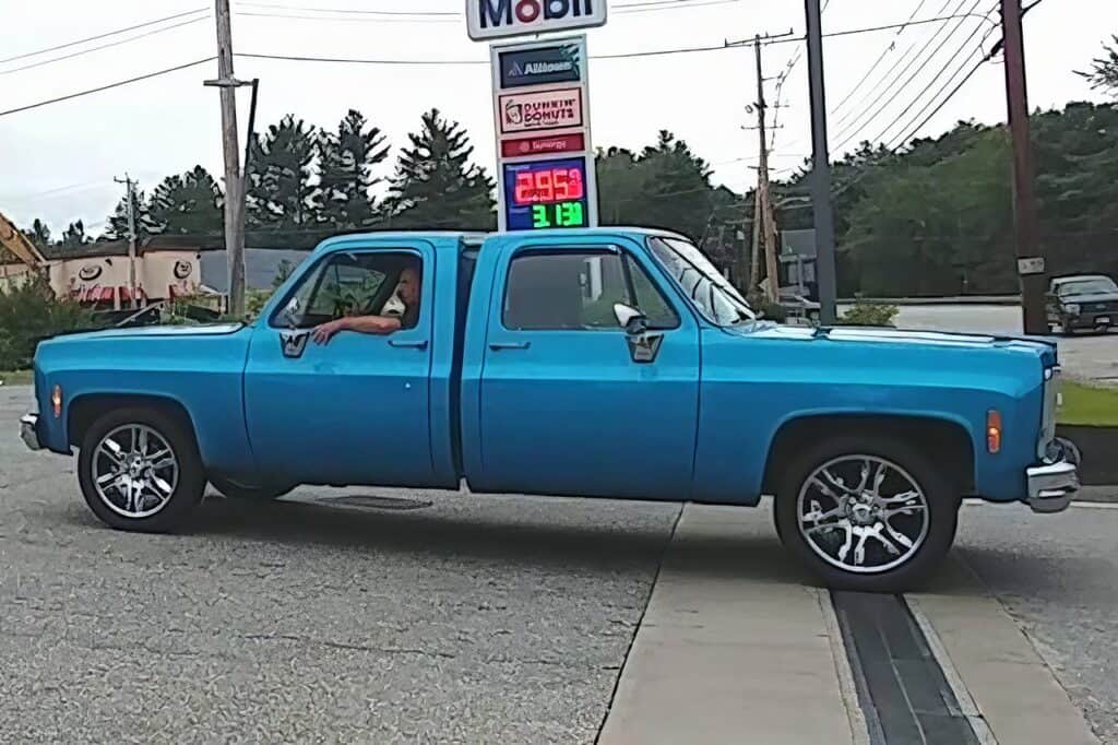Weird Trucks Unleashed: The 54+ Most Outlandish Pickups Ever 5 Weird Trucks 3