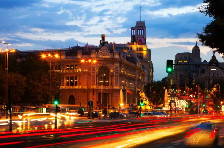 plaza de cibeles dusk madrid