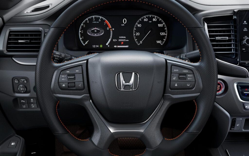 2025 Honda Ridgeline TrailSport Review 5 2025 Honda Ridgeline TrailSport steering wheel