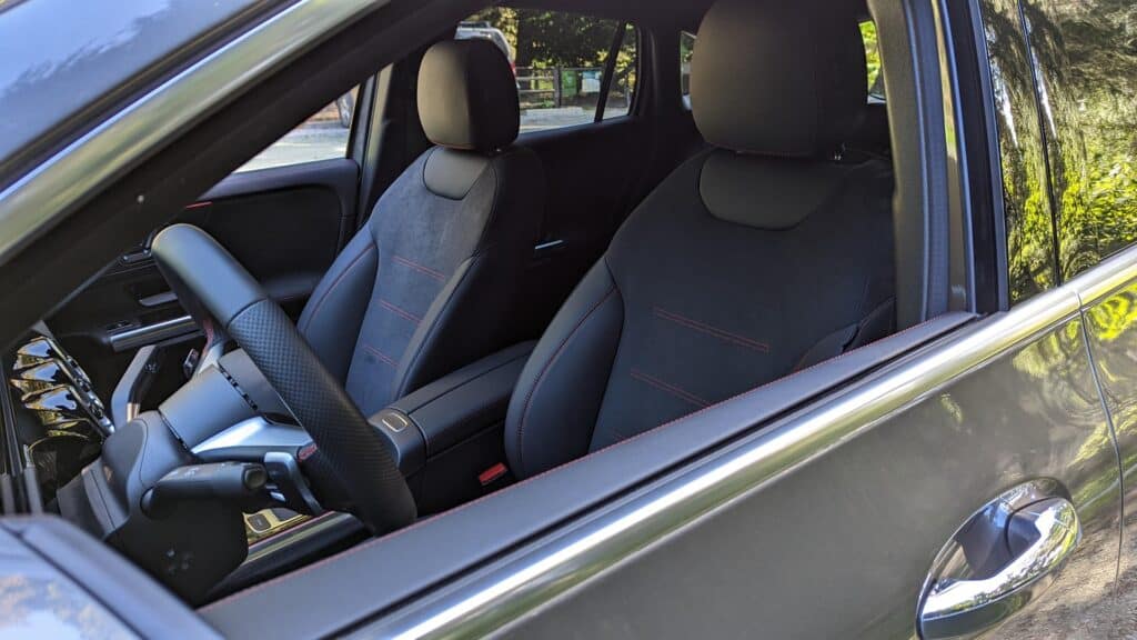 2024 Mercedes-Benz GLA 250 4MATIC Review 13 2024 Mercedes Benz GLA 250 4MATIC cabin