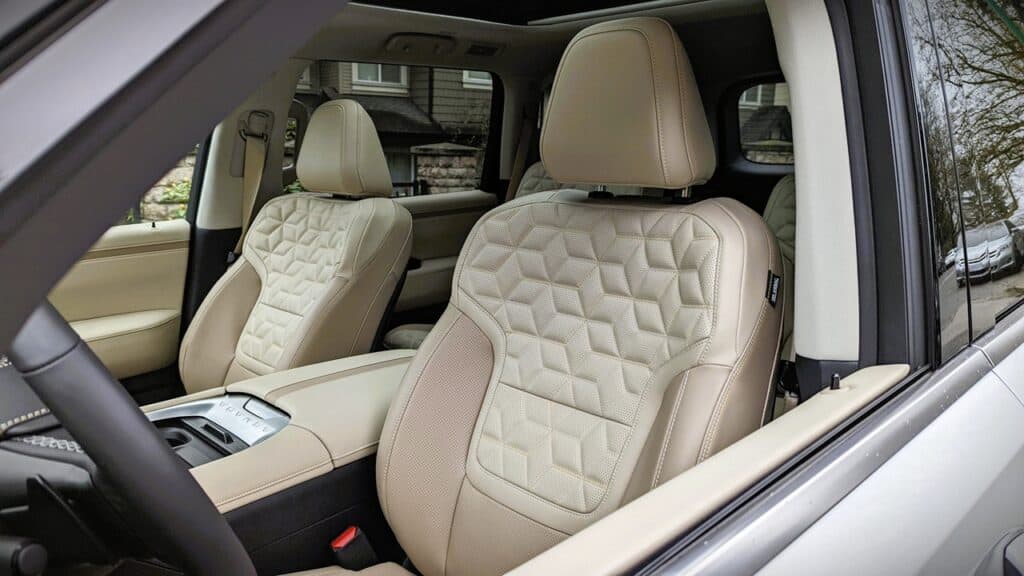 2025 Nissan Armada Platinum Reserve Review 13 2025 Nissan Armada Front Seats
