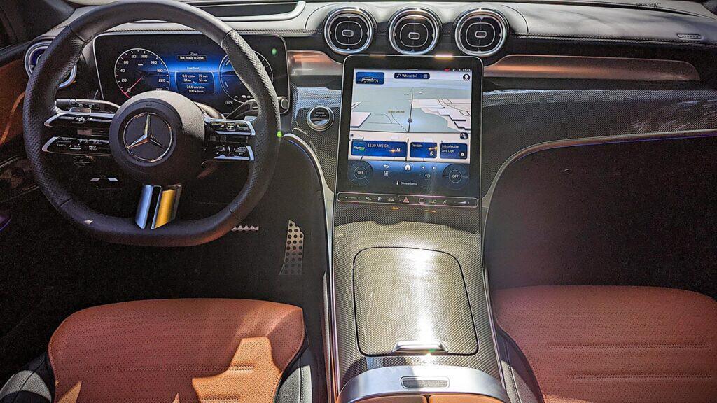 2025 Mercedes-Benz GLC 350e 4MATIC Review 5 2025 Mercedes Benz GLC 350e Interior