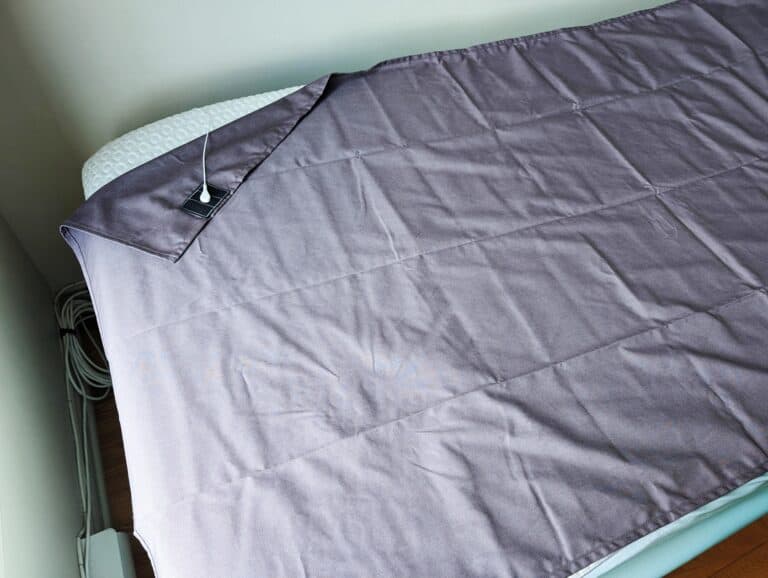 Premium Grounding Sheets Review 3
