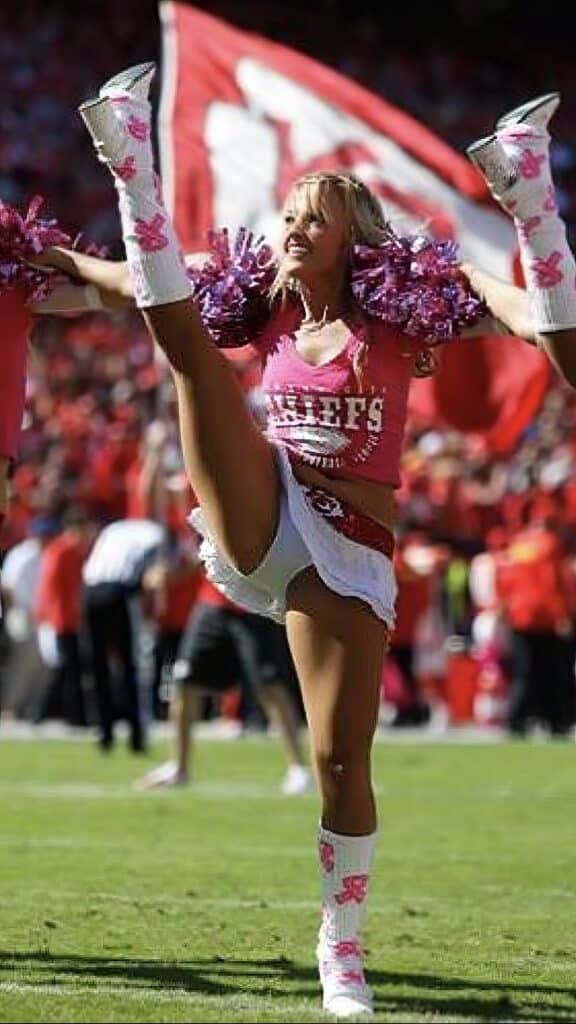 Hottest NFL Cheerleaders and Dancers: 20 to Watch in 2025 20 Hottest NFL Cheerleaders and Dancers 20