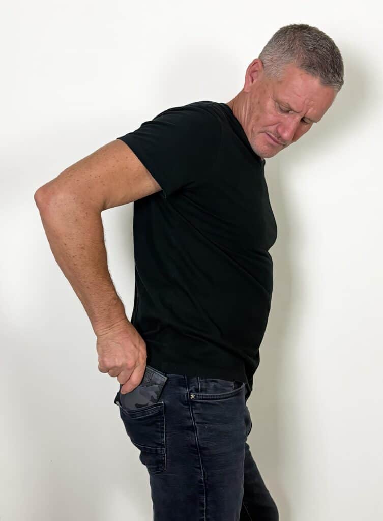 Stylish Shotgun Wallet for Him—A Collaboration by Deux Mains and Billy Billingham 5 Shotgun Wallet Collaboration Deux Mains and Billy Billingham 6