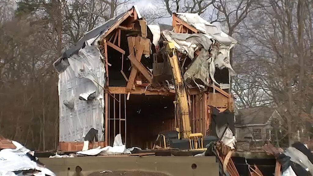 Unfinished Mansions: 4 Mysterious Estates Exposed 3 unfinished Cherry Hill Mansion in New Jersey 2