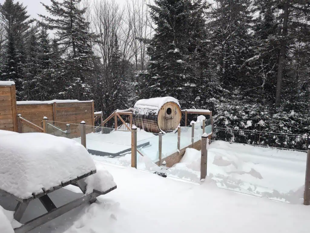 Review: Why Chalet Blue Jay is the Ultimate Guys' Getaway in Quebec 9 review chalet blue jay quebec 10