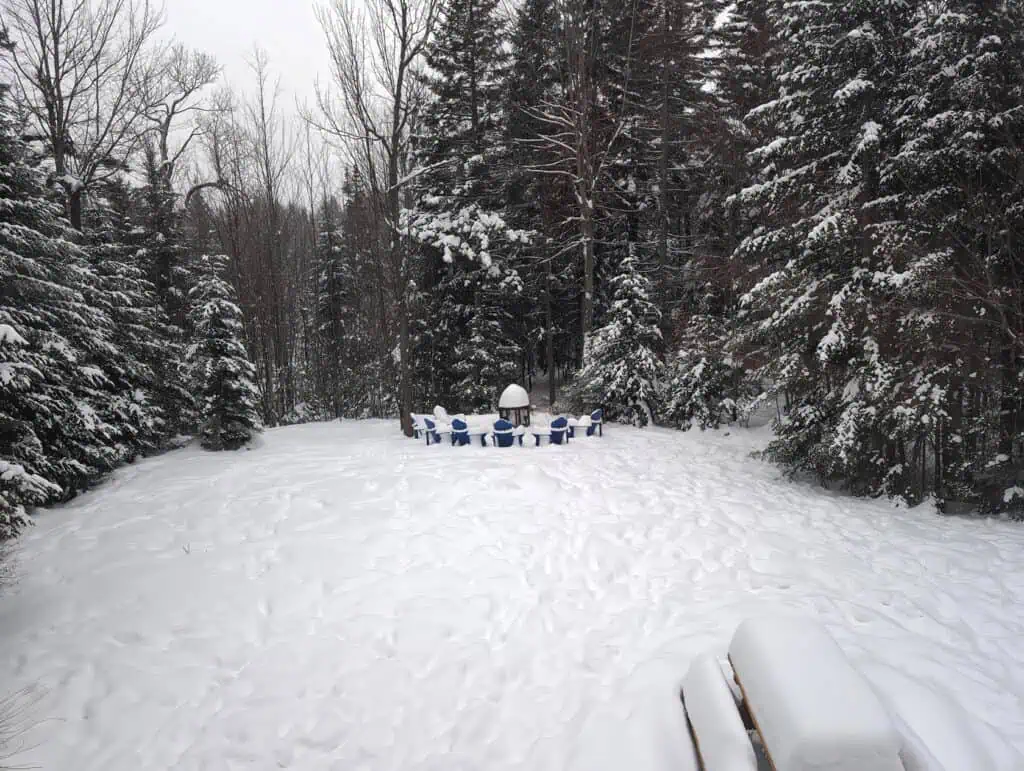 Review: Why Chalet Blue Jay is the Ultimate Guys' Getaway in Quebec 10 review chalet blue jay quebec 6