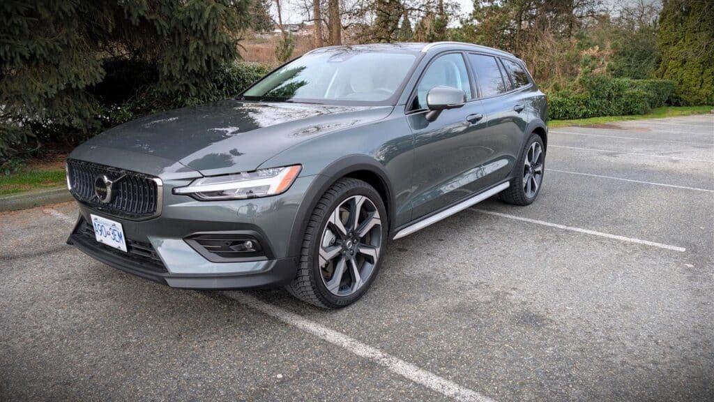 2026 Volvo V60 Cross Country B5 Review