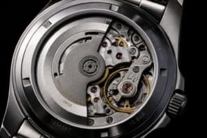 Automatic Vs Quartz Men's Watch: Accuracy, Cost, And Longevity Compared