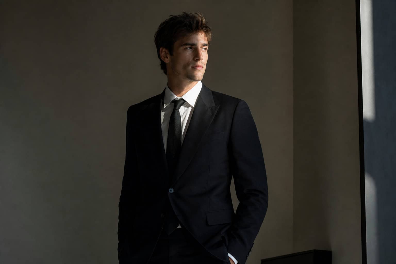 Next James Bond Shortlist 2026: The Real Frontrunners and Dark Horses 7 Jacob Elordi in a suit, highlighting his height as a candidate for James Bond.