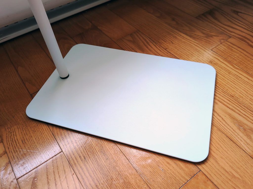 LifeZoom Veyra Curved Silicone Red Light Therapy Panel Review: Reading Under Red Light, Finally 4 LifeZoom Veyra Curved Silicone Red Light Therapy Panel Review 4