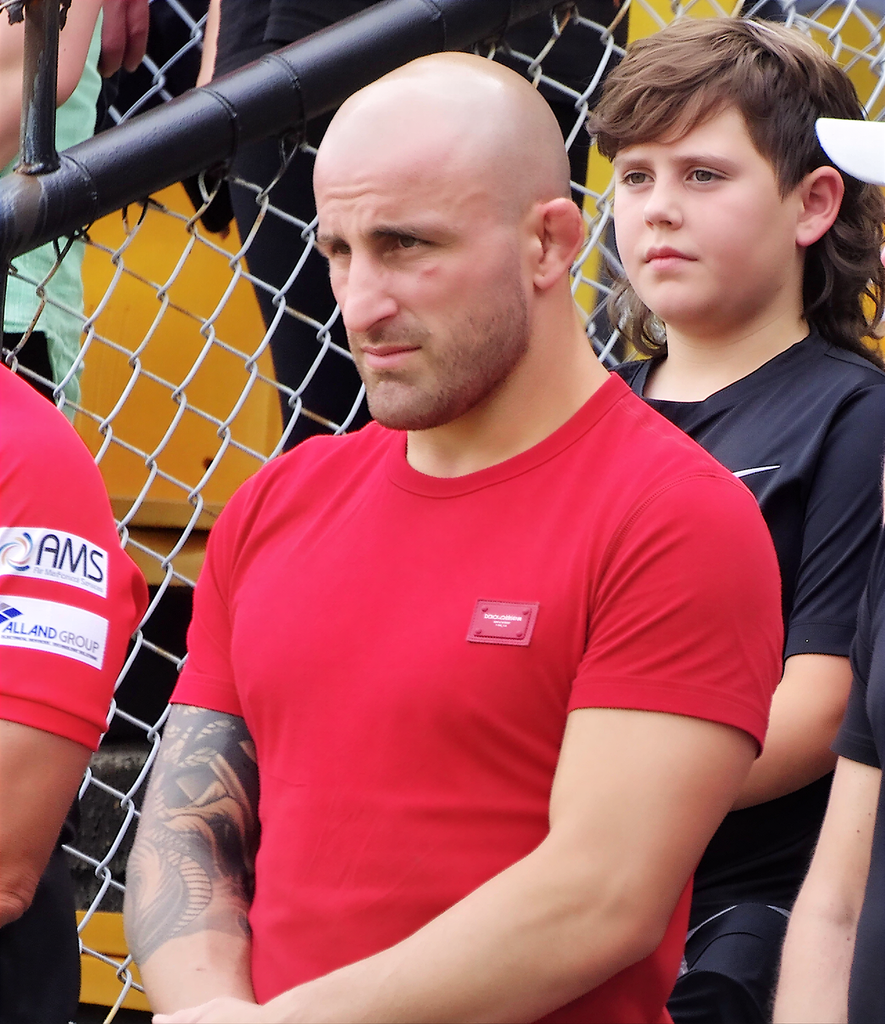 Alexander Volkanovski Workout Routine