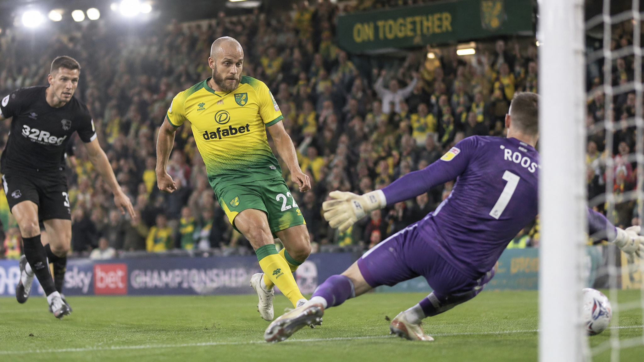 Teemu Pukki Retires at 36: Finland's All-Time Top Scorer With 43 Goals 2 Teemu Pukki scoring a goal during his Norwich City golden boot season.
